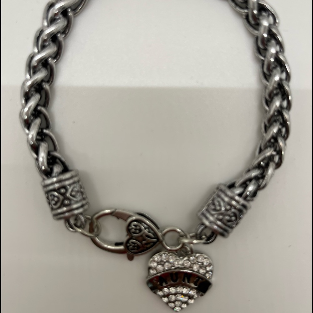 Aunt Heart Charm Cubic zirconia charm bracelet